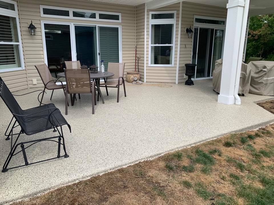 Commercial Floor prepare with Broadcast Chips